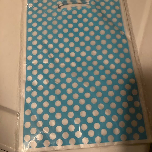 Colorful Gift Bags Set - Picture 4 of 4